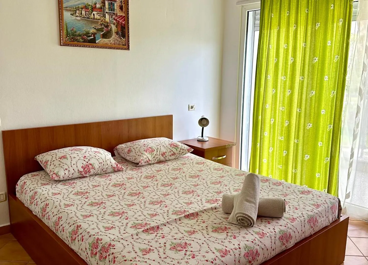 Apartment Ermest ,Kavaje Rock Durrës 0*,